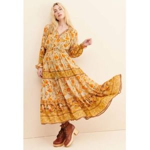 Spell and The Gipsy SEASHELL GOWN sz M sand floral